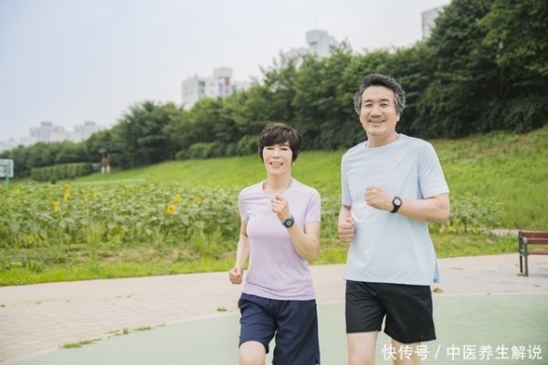 陕西股票配资公司 医生叮嘱：高血压的朋友，晚上牢记两不做两不吃，或有改善